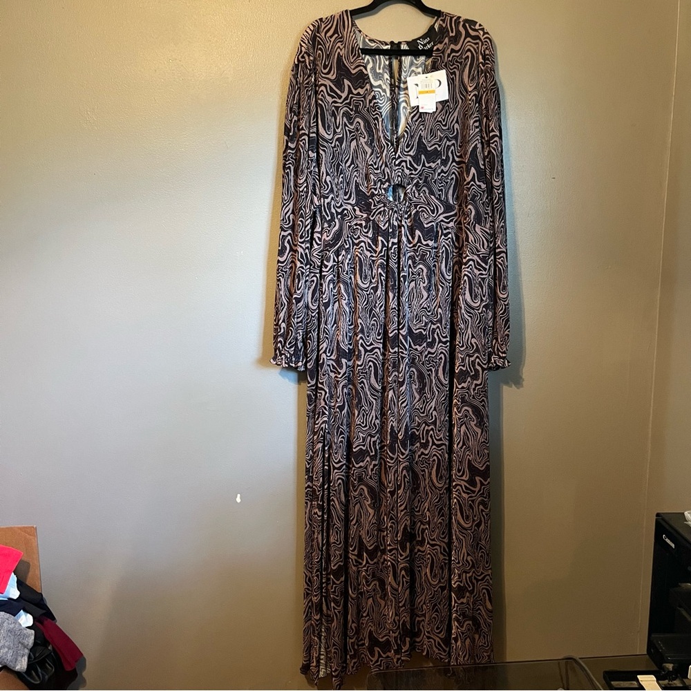 NWT Nina Parker 3X Womens Black Swirl Plus Keyhole Pleated Maxi Dress Ret $129! - Picture 2 of 16